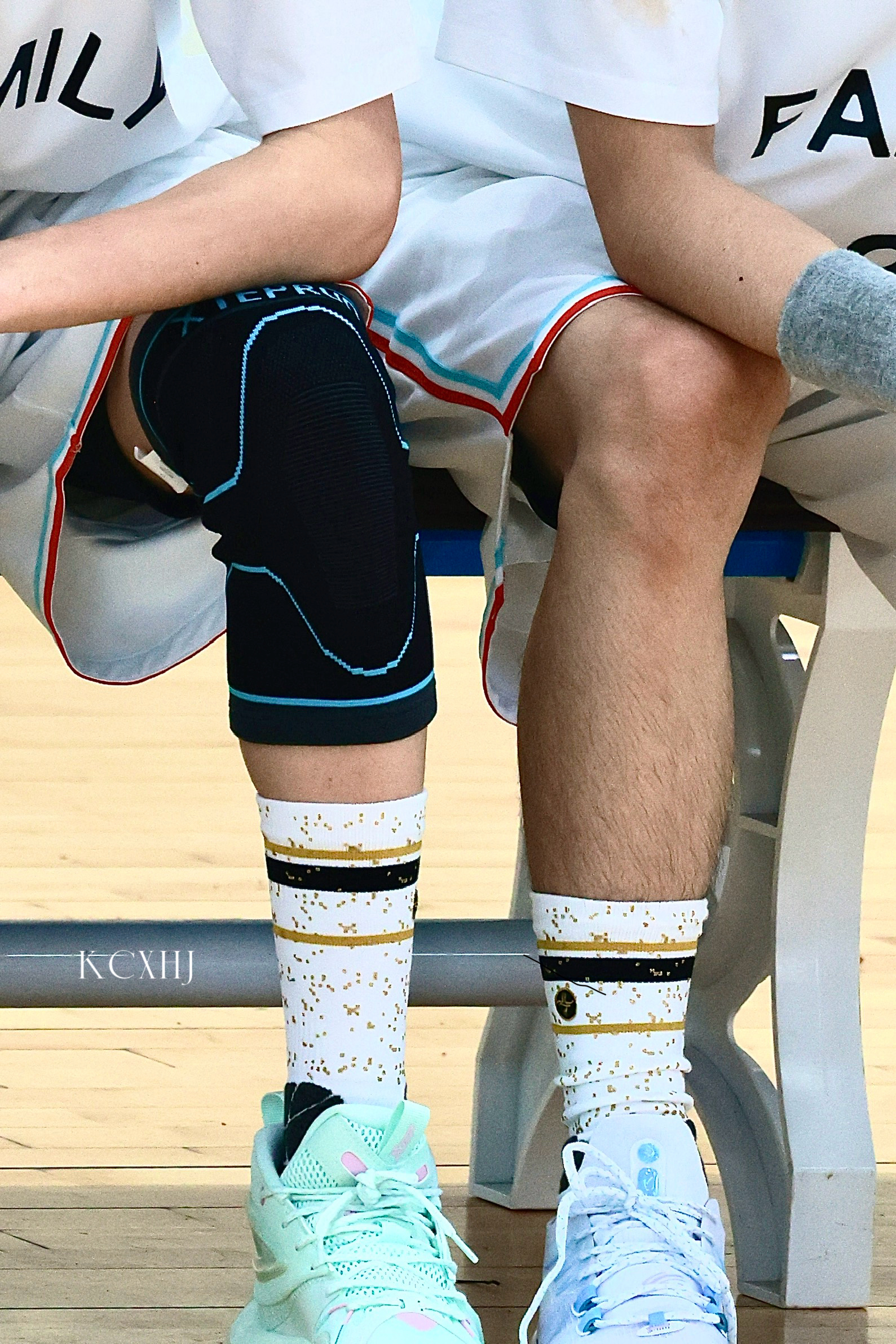 突然发现相册还有一点图（只有调亮一些而已…
