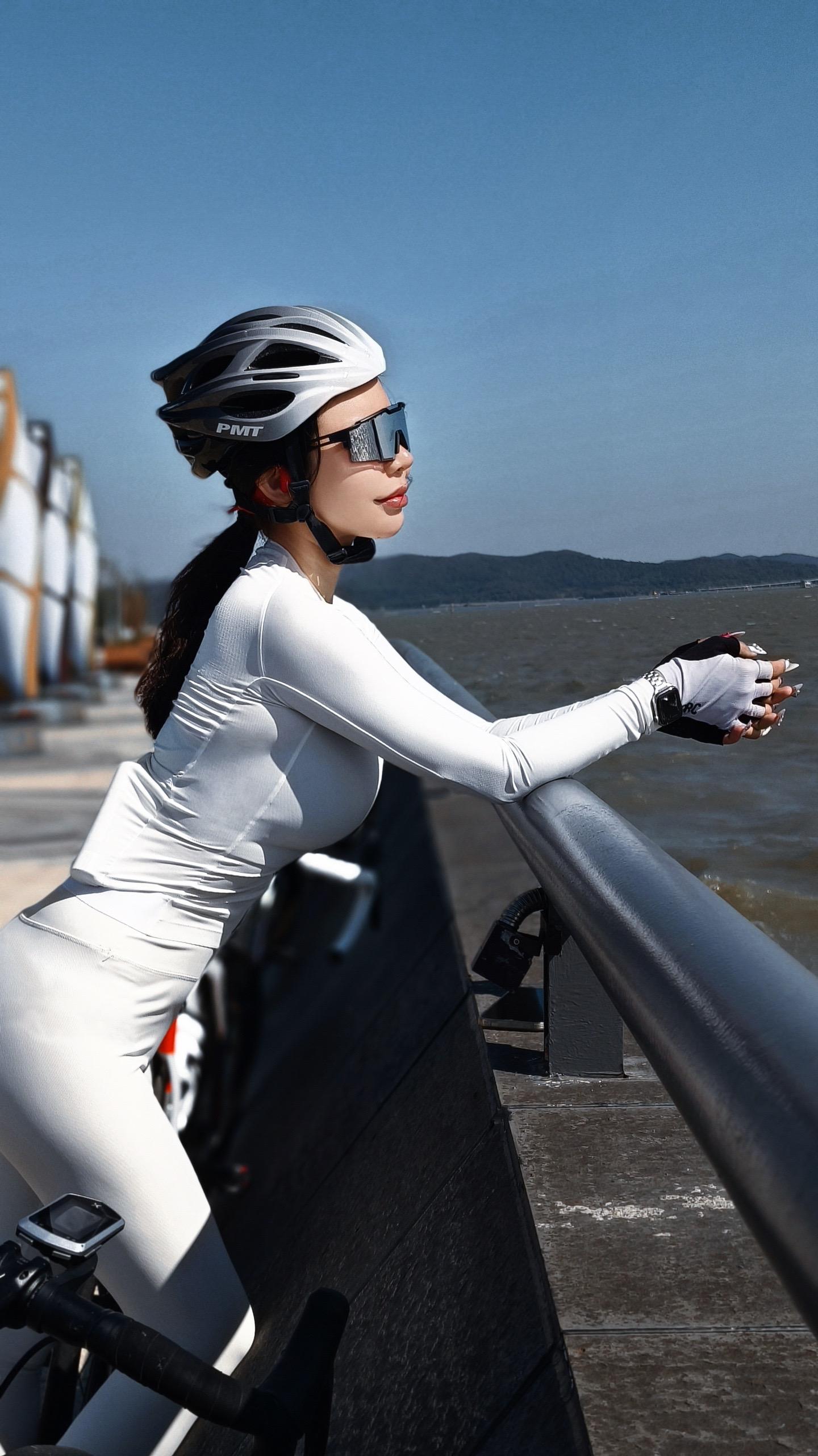 小伙伴们国庆假期快乐。