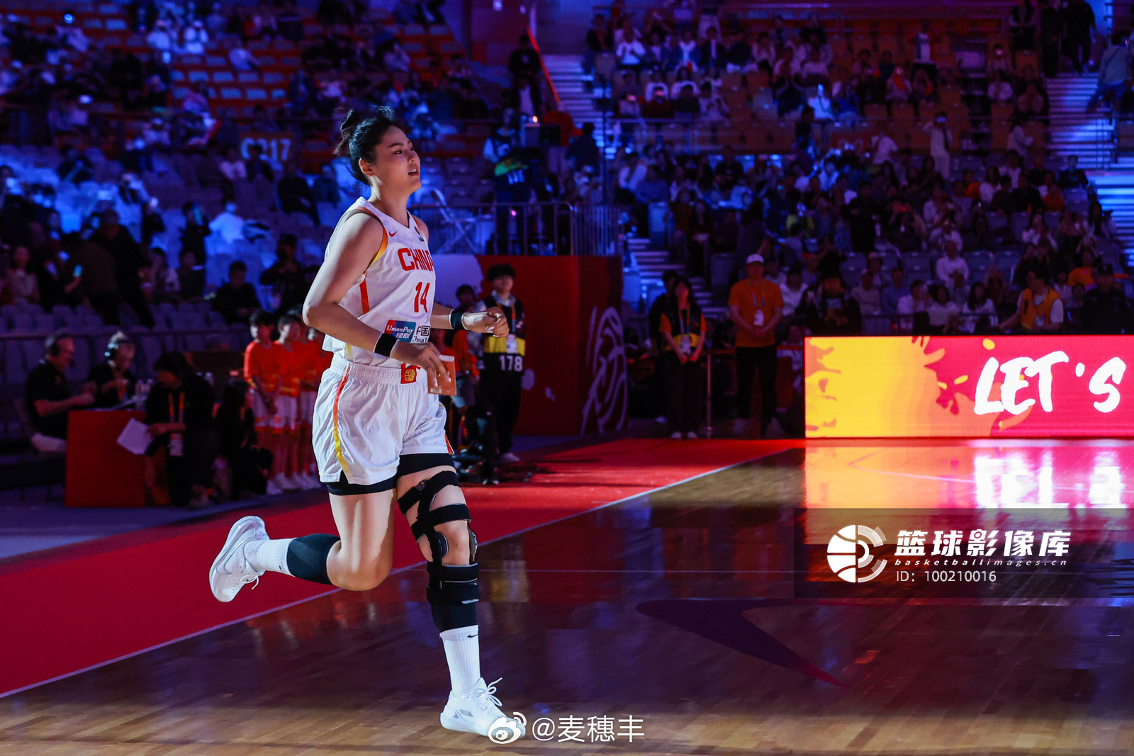 昨日份李月汝。中国女篮战胜南苏丹女篮女篮世界杯资格赛李月汝