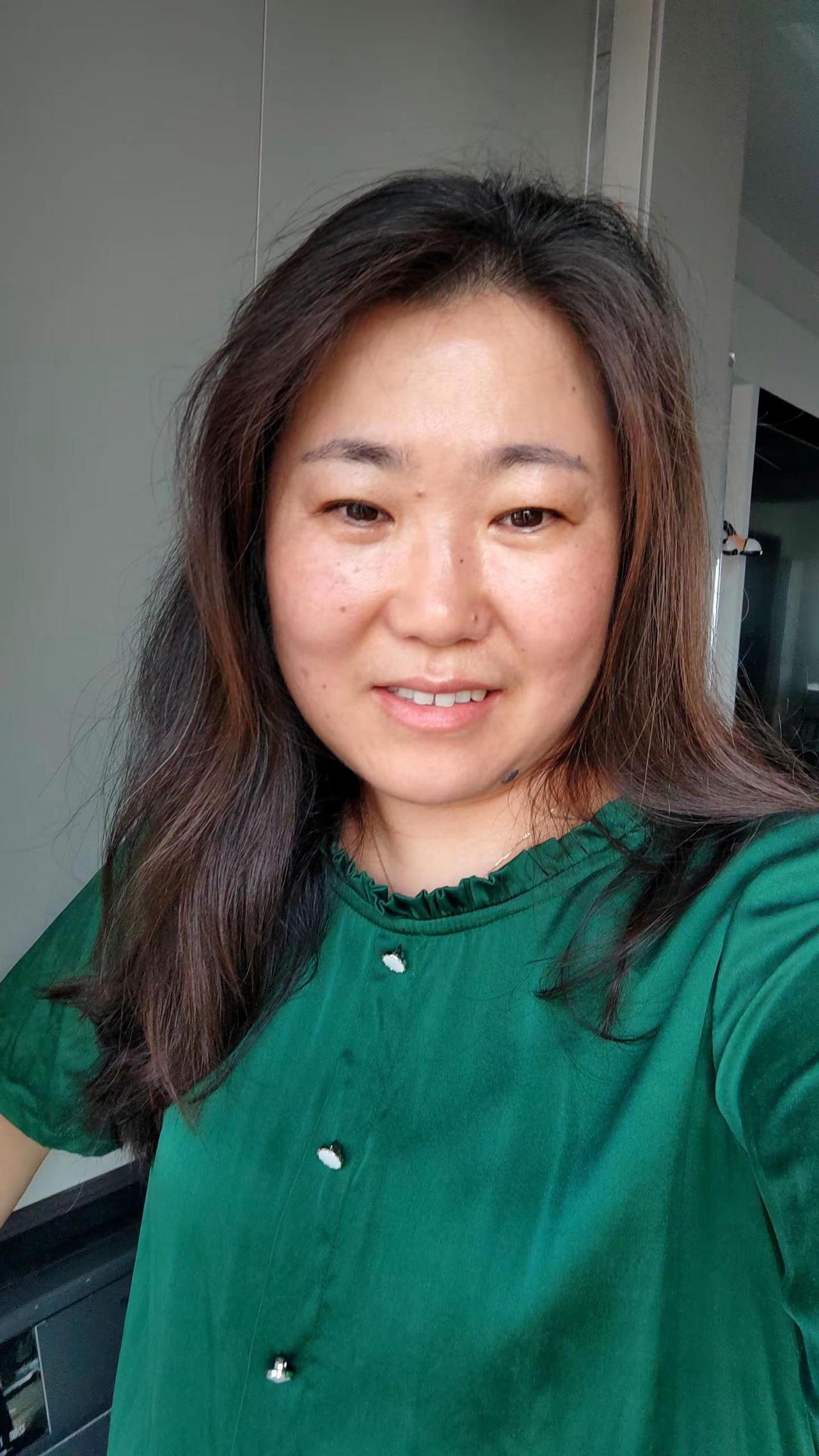 容颜渐褪，白发渐生，岁月虽不饶人，但我也坦然接纳每一段时光✨治愈系笑容瞬间 你当