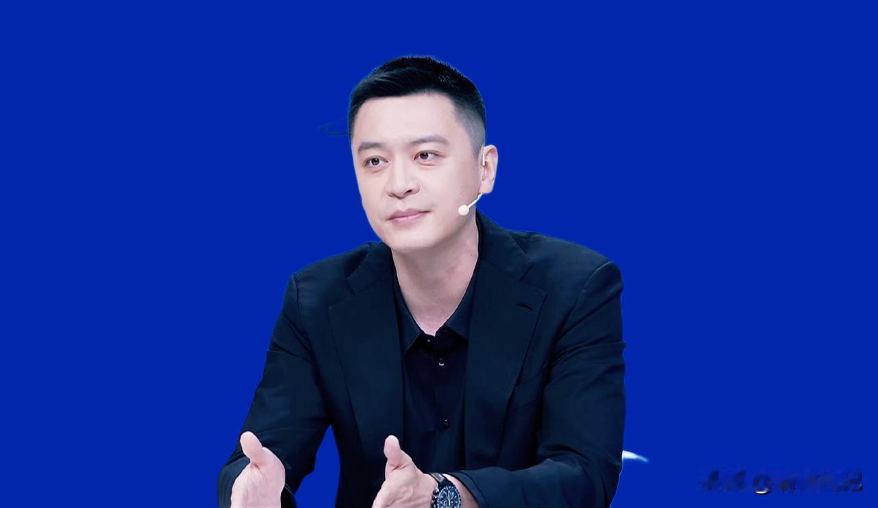 杨鸣解说：上海VS北京

今晚，京沪大战因杨鸣的解说而更加璀璨，从北京队的强硬内