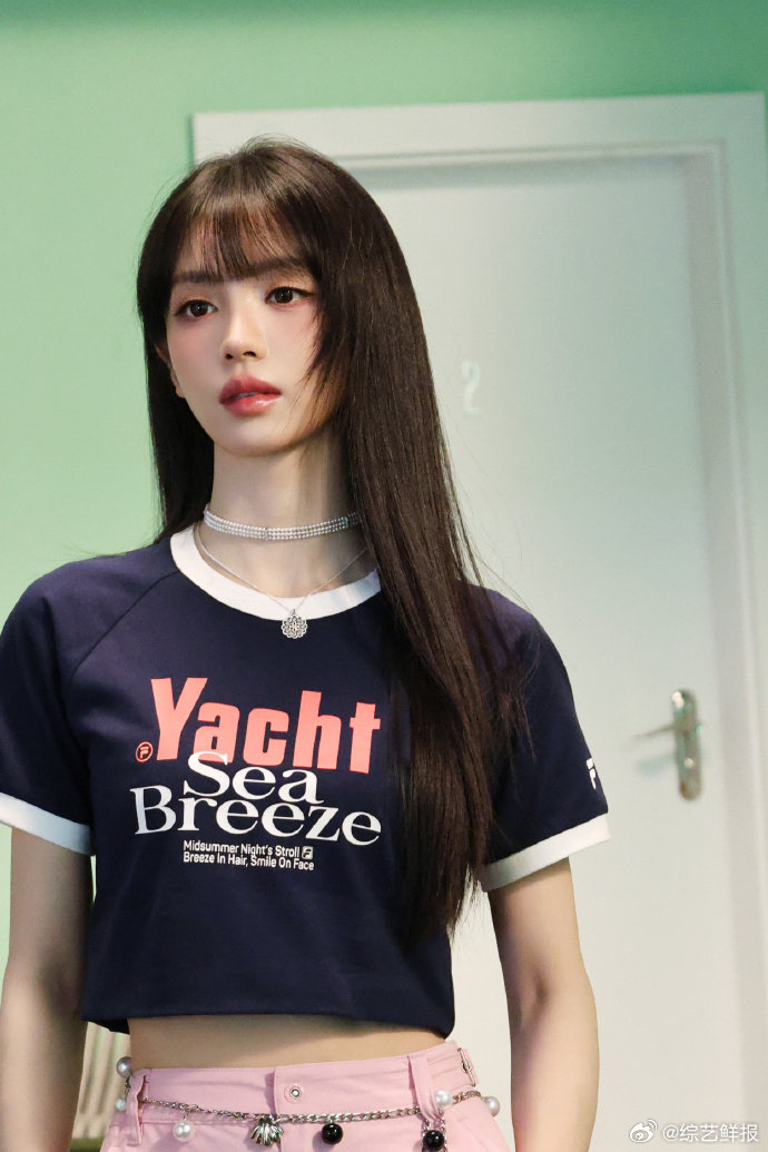 王安宇田曦薇一起看星星王安宇田曦薇一起看星星许愿抬头望向同一片星空，把小小心愿说