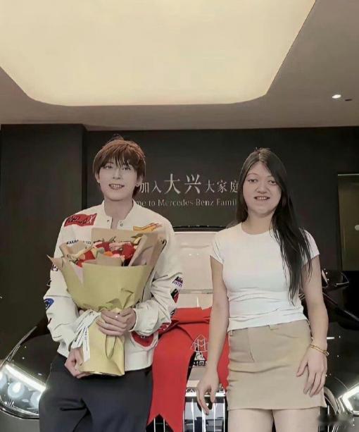 为什么开迈巴赫，我还是一点也不羡慕呢​​​。 ​​​