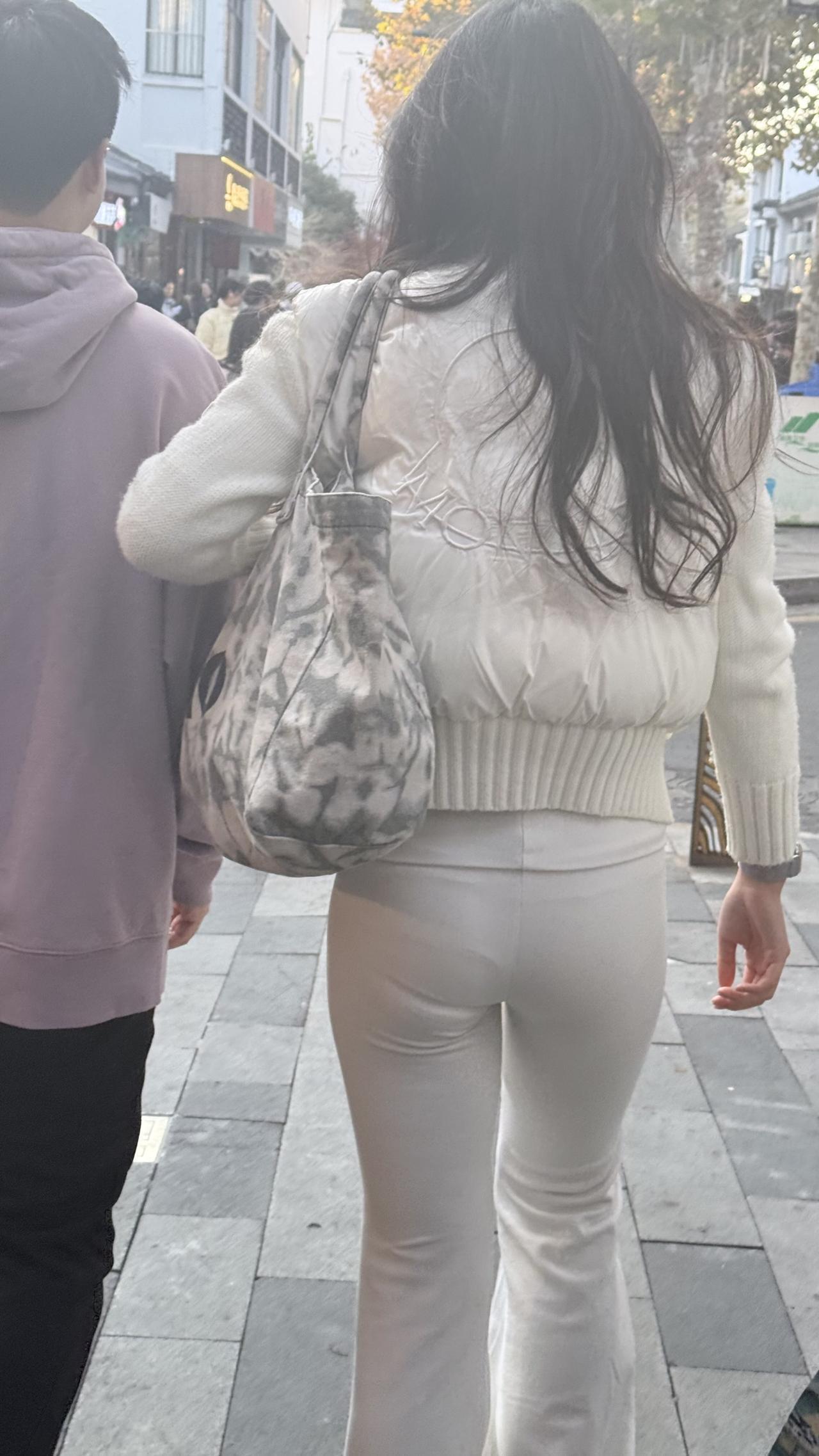 你们喜欢御姐还是辣妹