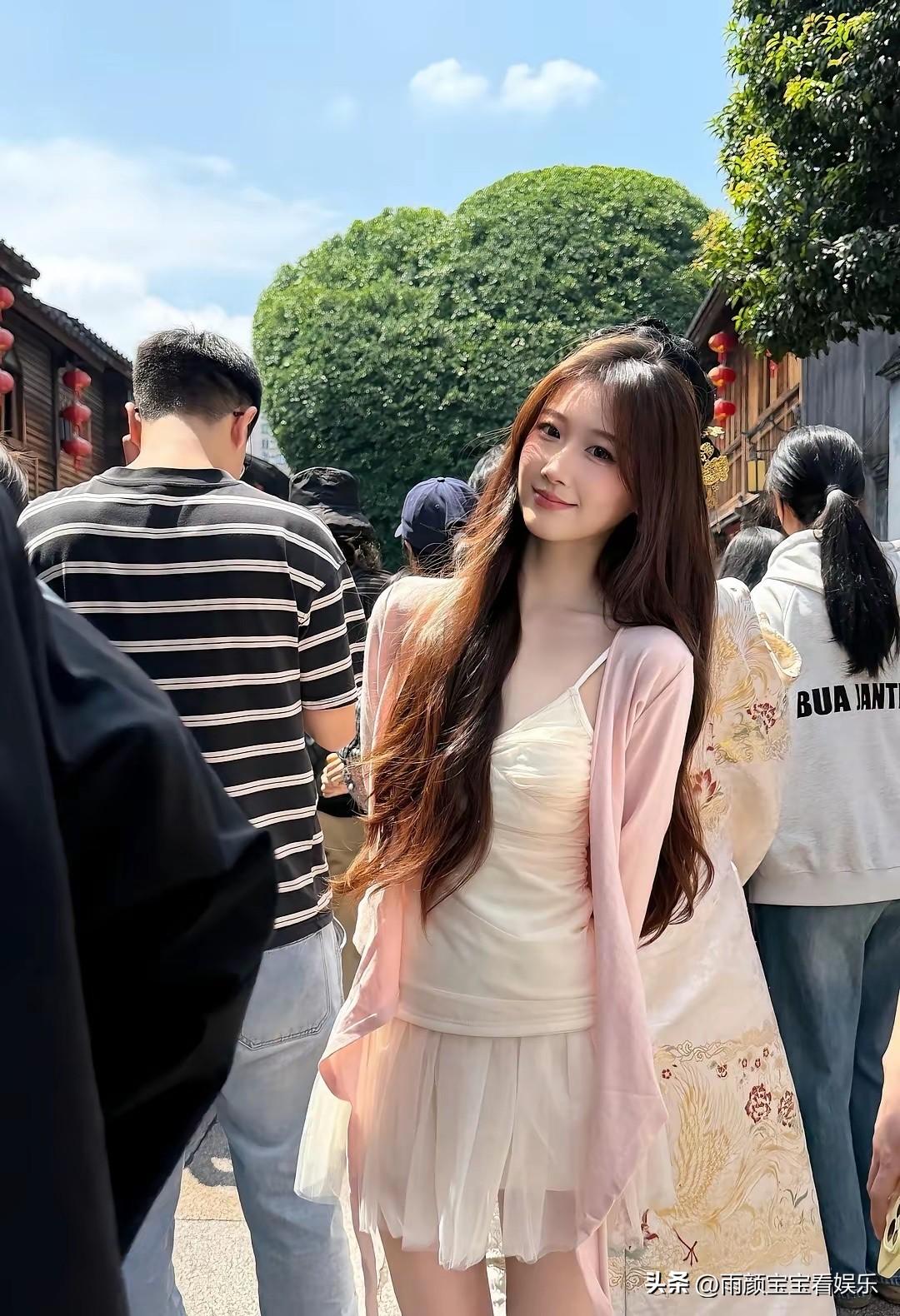 万万没想到，世界上还有这么漂亮的女生。