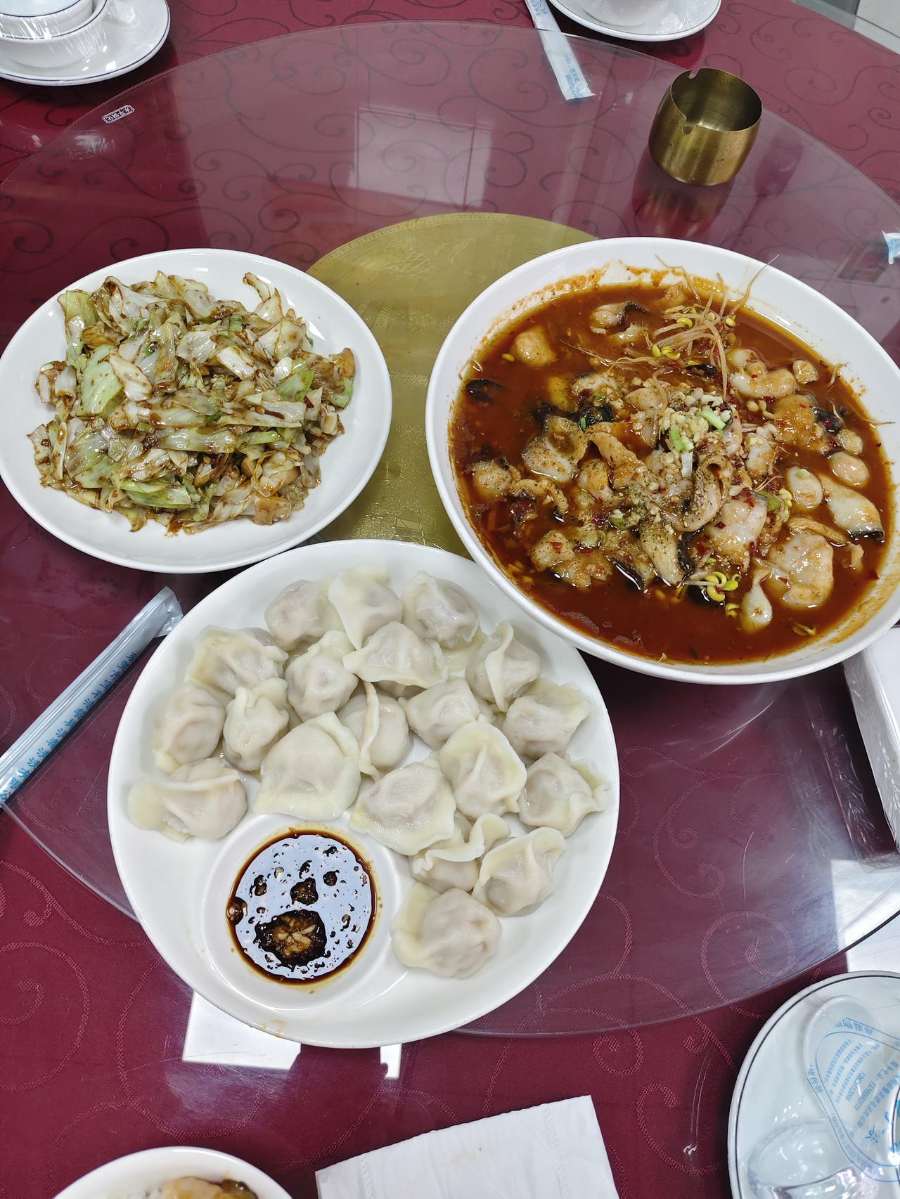  今天没有烦心事，连风都是温柔的。周末愉快[心]
