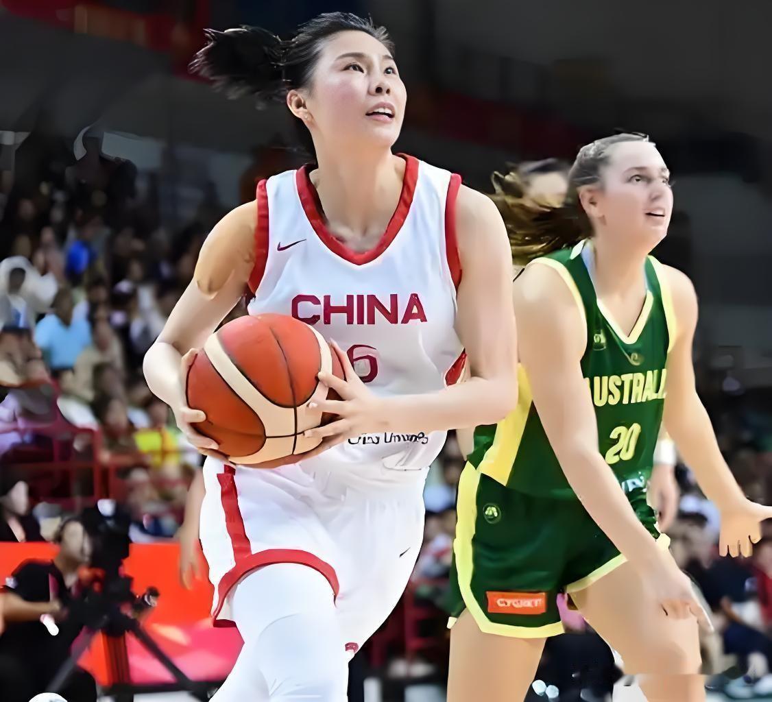 王思雨投篮9中6，得到18分6助攻，中国女篮再次82:84不敌澳大利亚女篮。张子