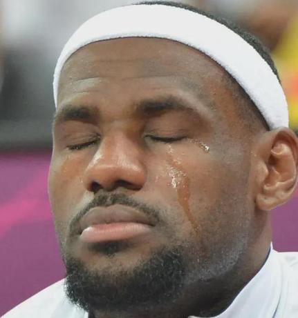 两场输79分，雷霆把湖人钉在了历史的耻辱柱上，下手太狠了！
雷霆在4月3日对阵湖