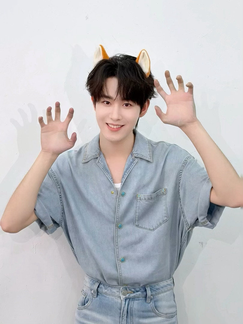 田嘉瑞终于有第三个代表作了田嘉瑞终于能回答杨迪第三部作品了《云之羽》惊艳、《大梦