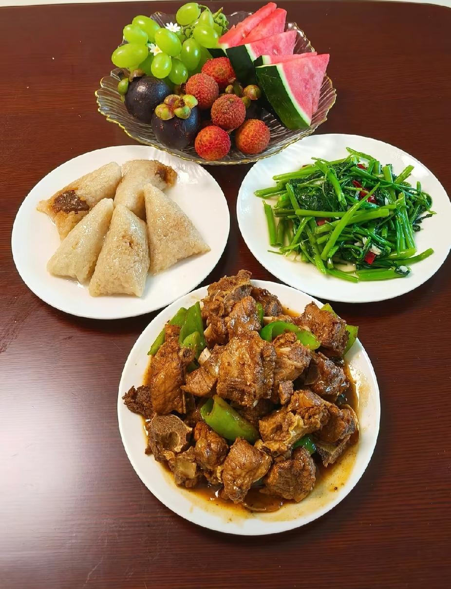 一路走来，我总结出一条最实在的经验：凡是主动找上门的，大多不是好事，也未必是好人