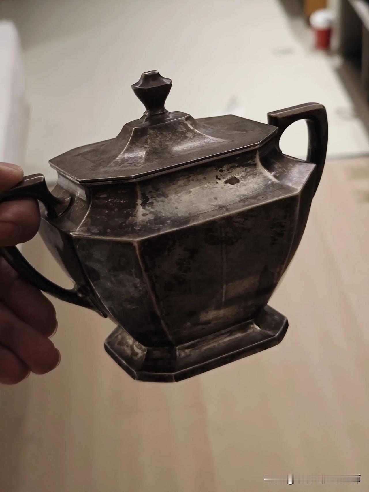 小区新鲜事昨天收的一把银咖啡糖罐，银质不错