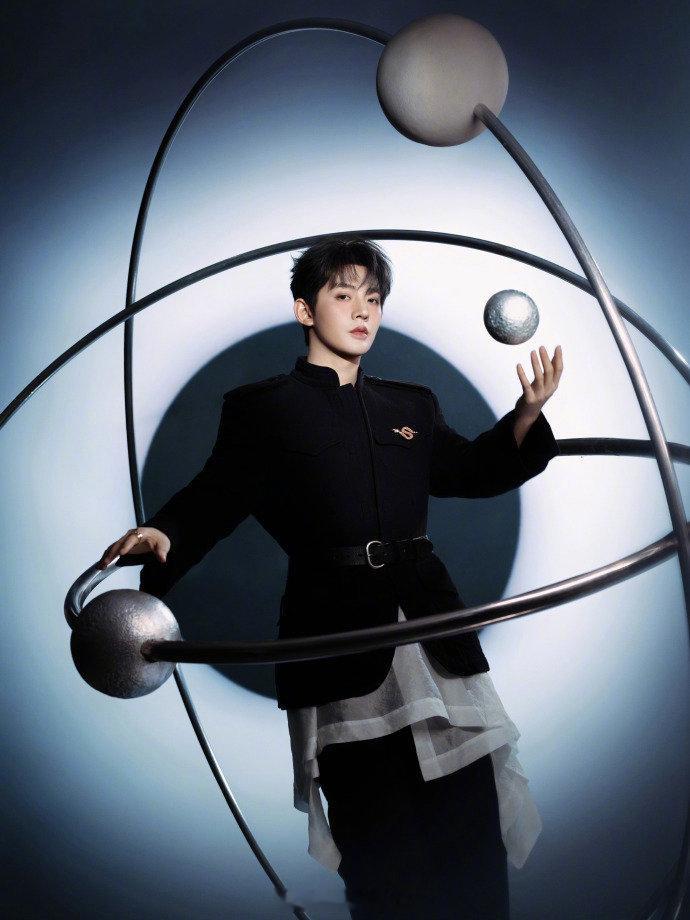 喵娲娲下次能不能带我追邓为 这才是追星天花板吧！在微博之夜带着粉丝勇闯休息间，从