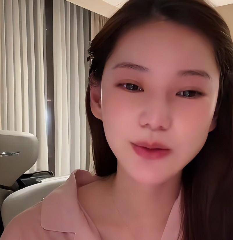 汪小菲和马筱梅这有了属于两个人的宝宝后，到底还能对大S儿女霖霖玥玥一视同仁吗？