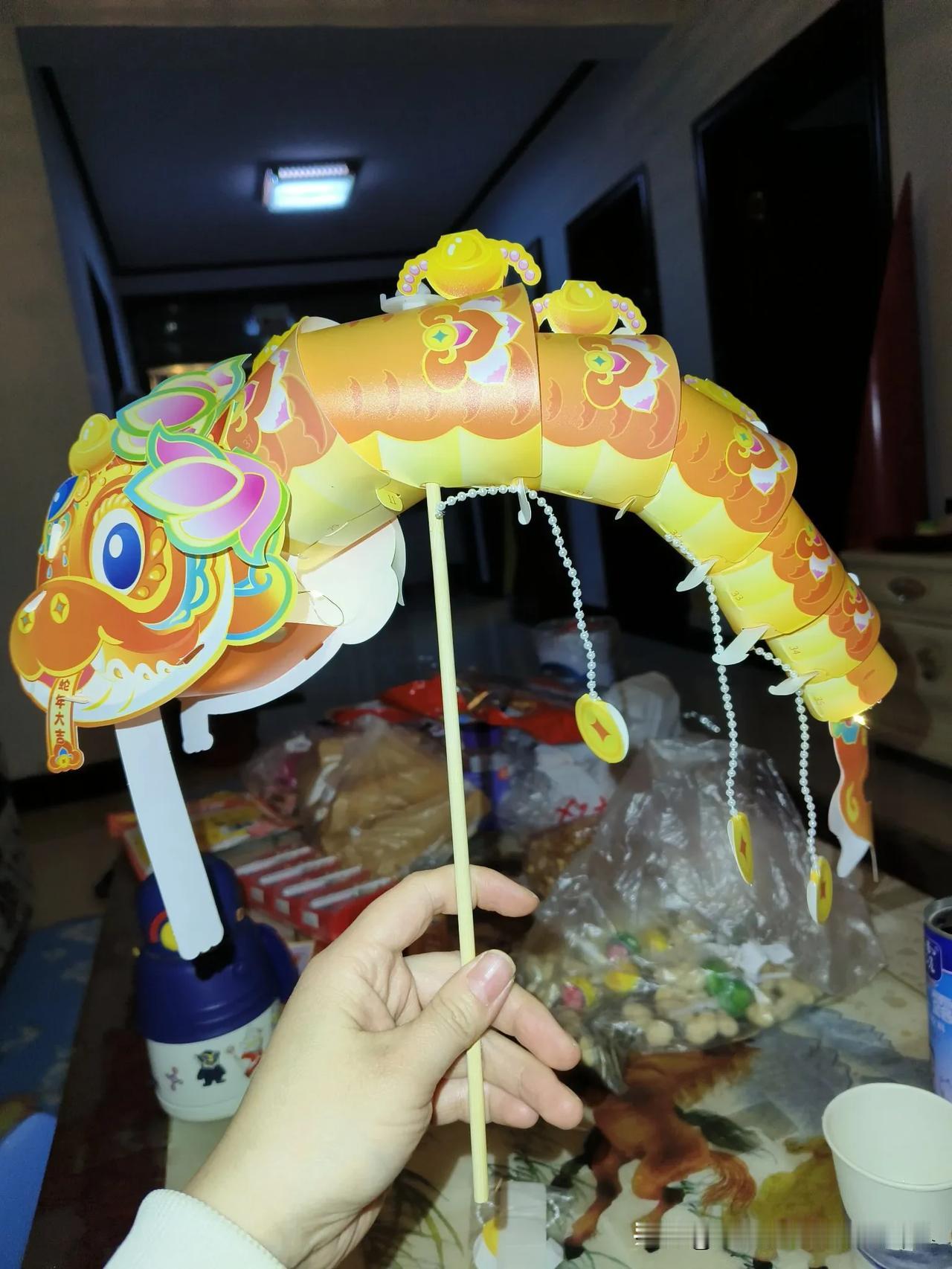 儿子幼儿园回来和我说:
妈妈等我长大了，我就建房子，那样以后爸爸就不用买房子了。