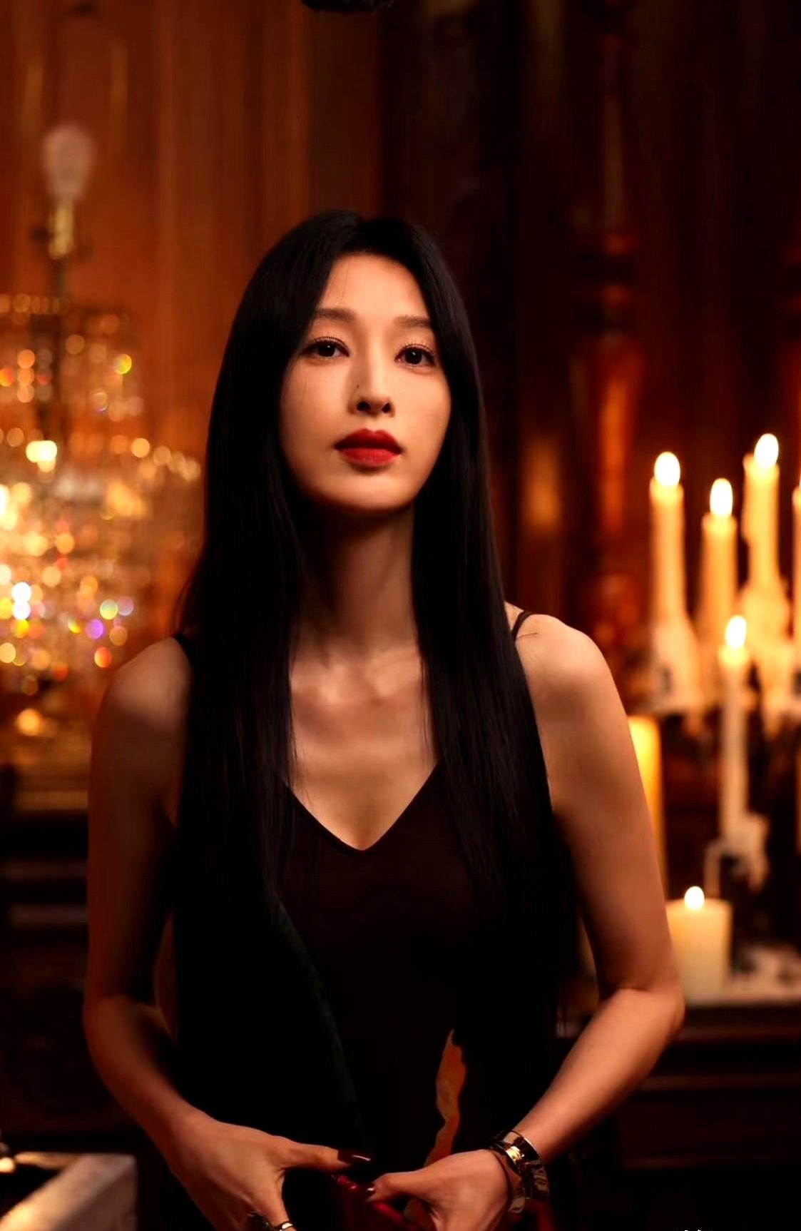 提起张俪，你是不是先想到《北京青年》的丁香，或是《风起洛阳》的窈娘，半天才能反应