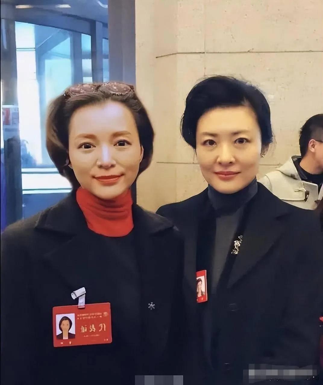 周涛、董卿央视知名主持人，曾多次主持春晚的晚会。我想春晚舞台，除赵忠祥与倪萍，让