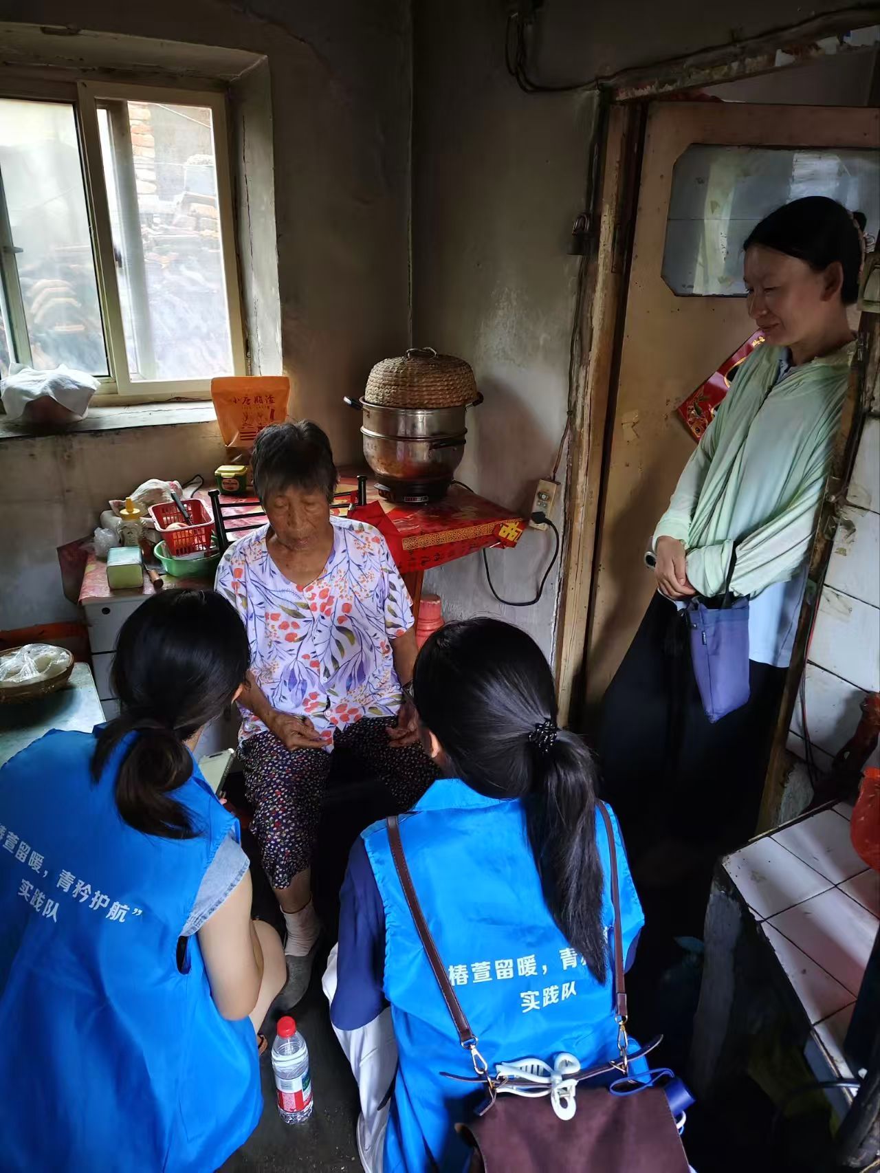 秦岭笑谈  聚焦老年饮食健康 践行青年服务使命 曲师大实践团队青岛社区调研圆满开