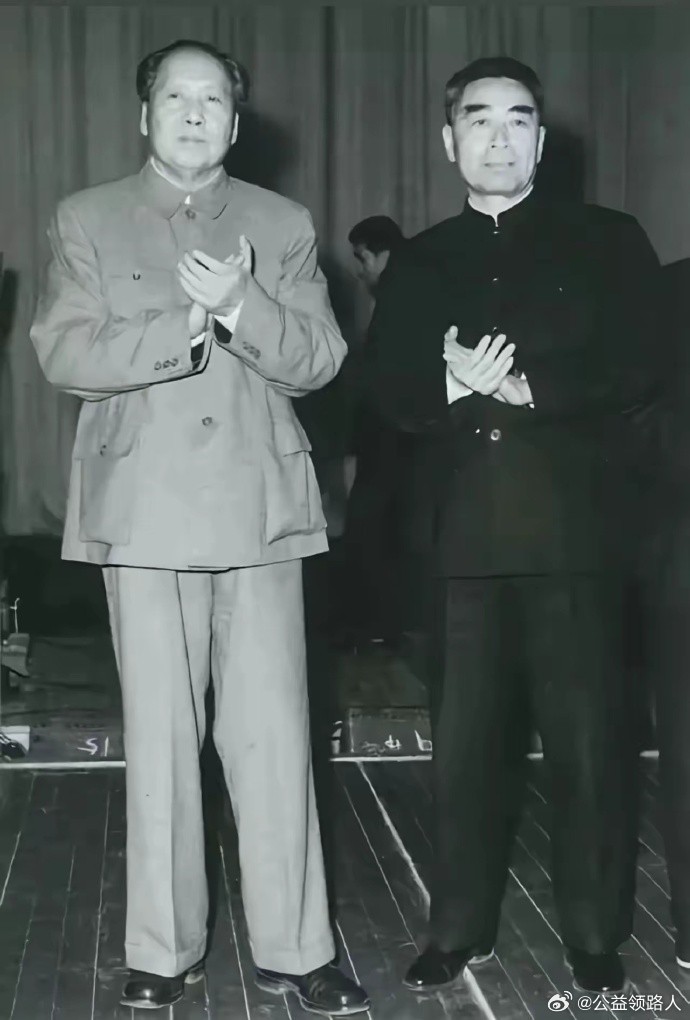 一代伟人，为了人民！ ​​​