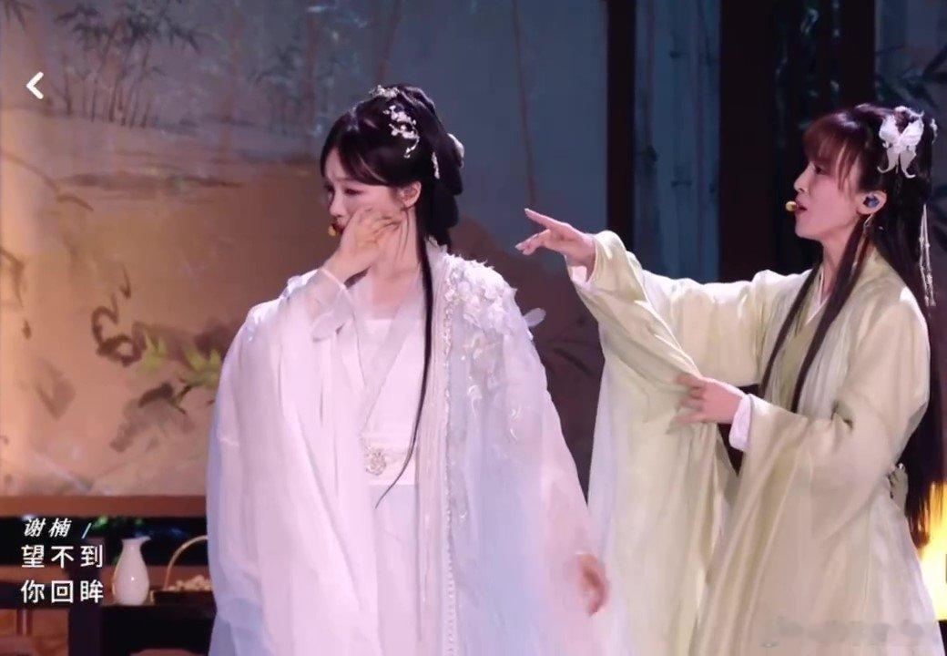 陶昕然徐梦洁双人舞 陶昕然真的是天选古人！与徐梦洁的双人舞氛围感绝了，古典韵味扑