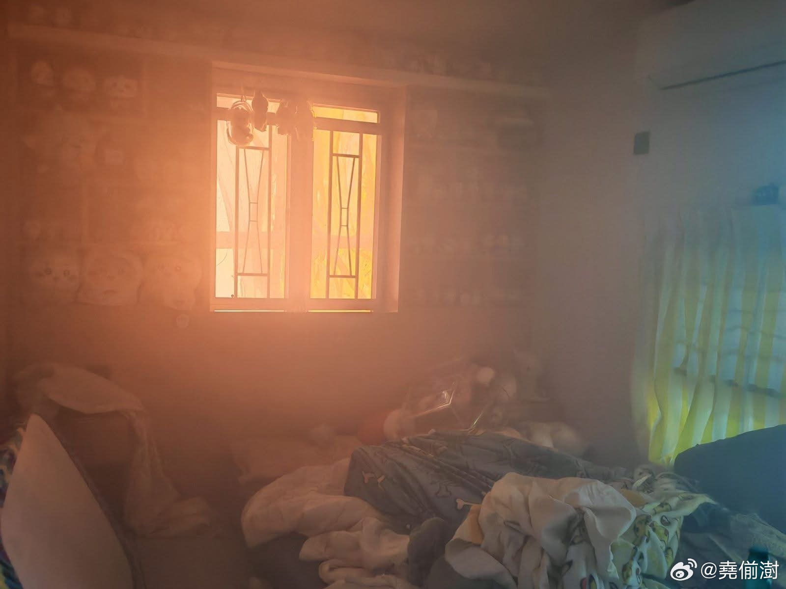 宏福苑大火｜居民获救后的自救、救人、获救手记香港大埔火灾已致128人遇难香港火灾