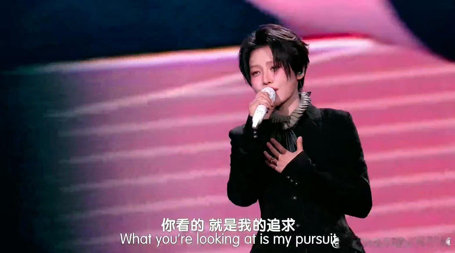 刘雨昕压轴刘雨昕压轴登场献唱《忽然想起来》，歌声温柔又有力量！因热爱相聚，与电影