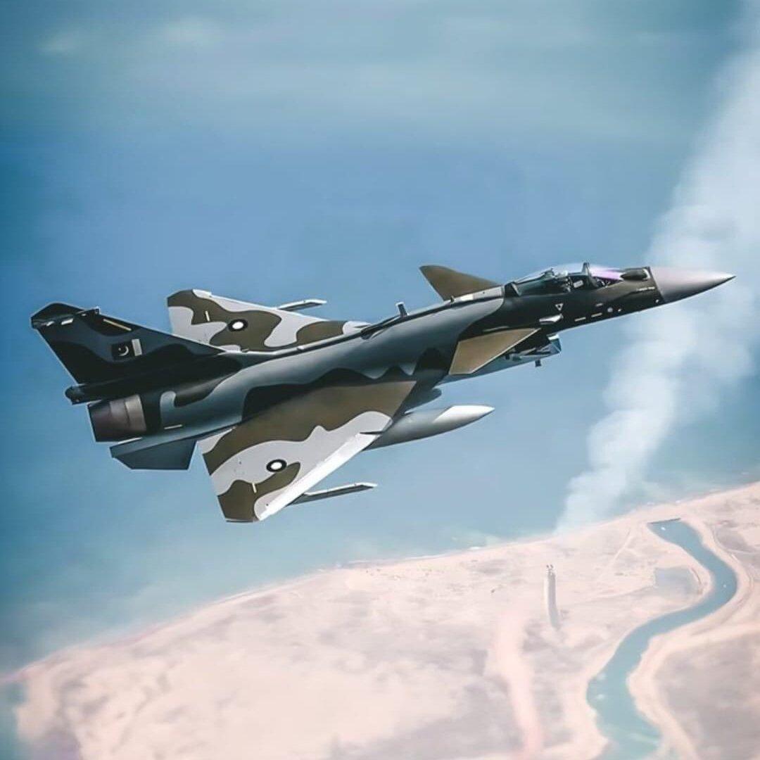 巴基斯坦此时向沙特派驻顶级空战阵容，“以身入局”究竟打的什么牌？
就在全球密切关