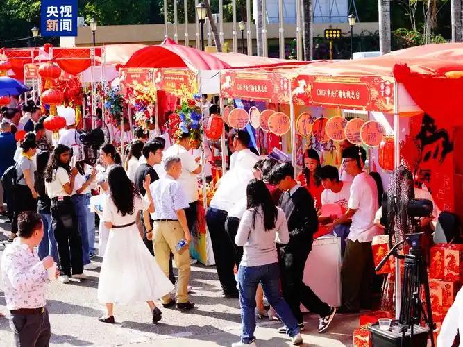 缅甸乱了七十多年，根源其实特别简单，非要硬攥着十五万平方公里本不属于自己的土地不