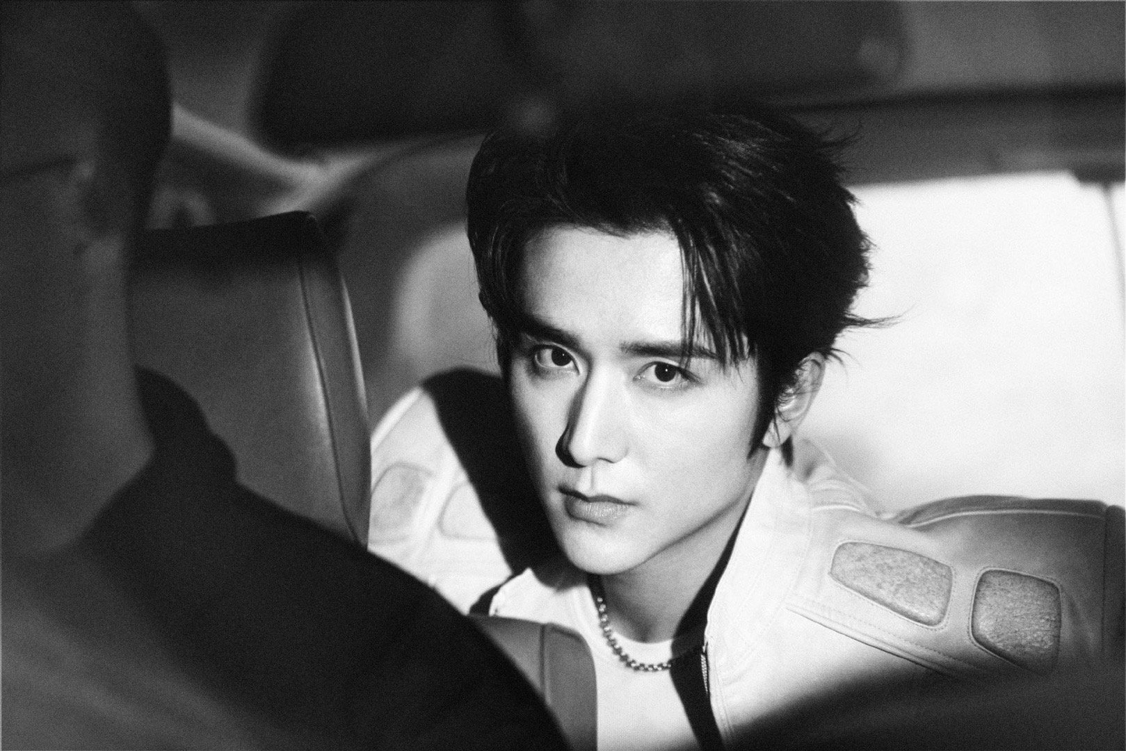 不想上班想上张新成的车 本来在认真思考工作安排，刷到张新成这个视频，脑子直接清空