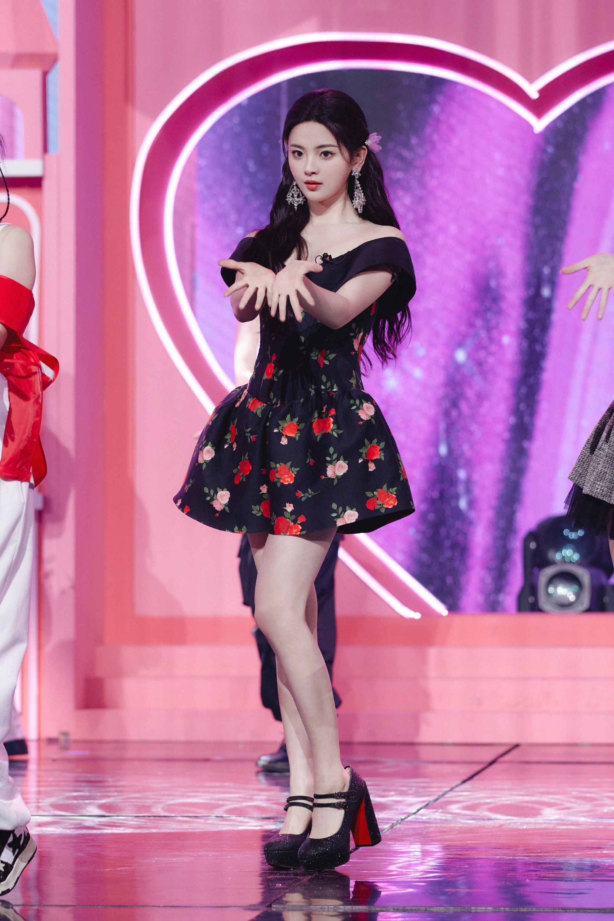 杨超越，锦鲤萌妹 ​​​