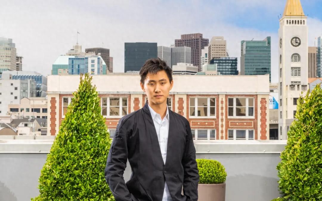 28岁华人执掌1.85万亿科技巨头AI大权，一觉醒来，图灵奖得主也要向他汇报