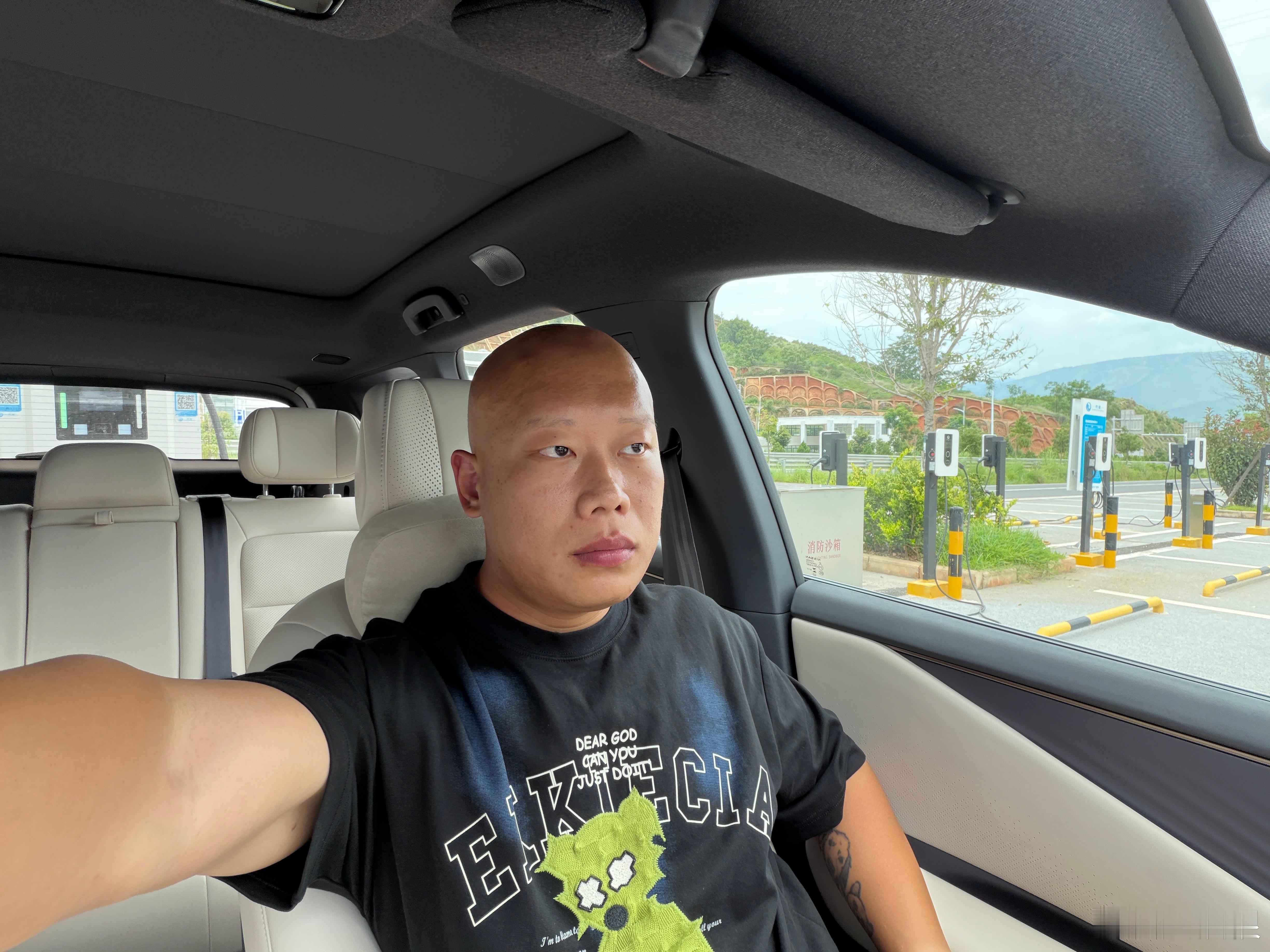 看了一个聊中医的视频很有意思，他说中医是先贤名著为根本前提，无法超越，后世的学者