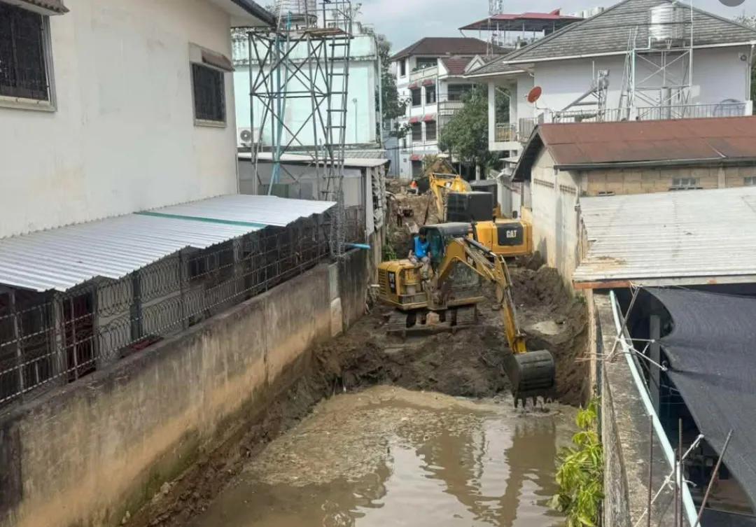 为避免缅泰边境城镇大其力市区在即将到来的雨季发生洪涝灾害，目前正在对市区内的6条