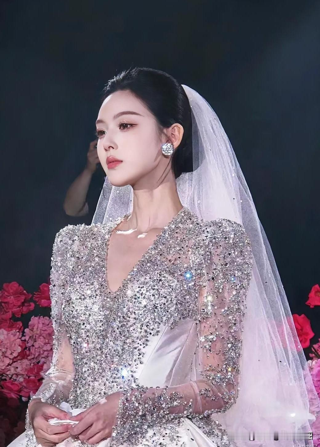 闪婚两个月，媳妇“懂事”得让老公心里发毛，这婚结得值吗？

都说“娶妻娶贤”，可