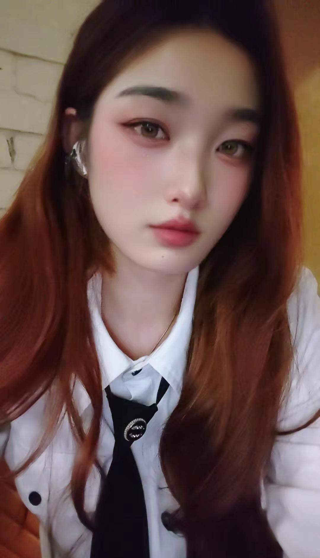 有人等立秋，是等风；有人等立秋，是等一句好消息；还有人等立秋，是等自己从“热得发