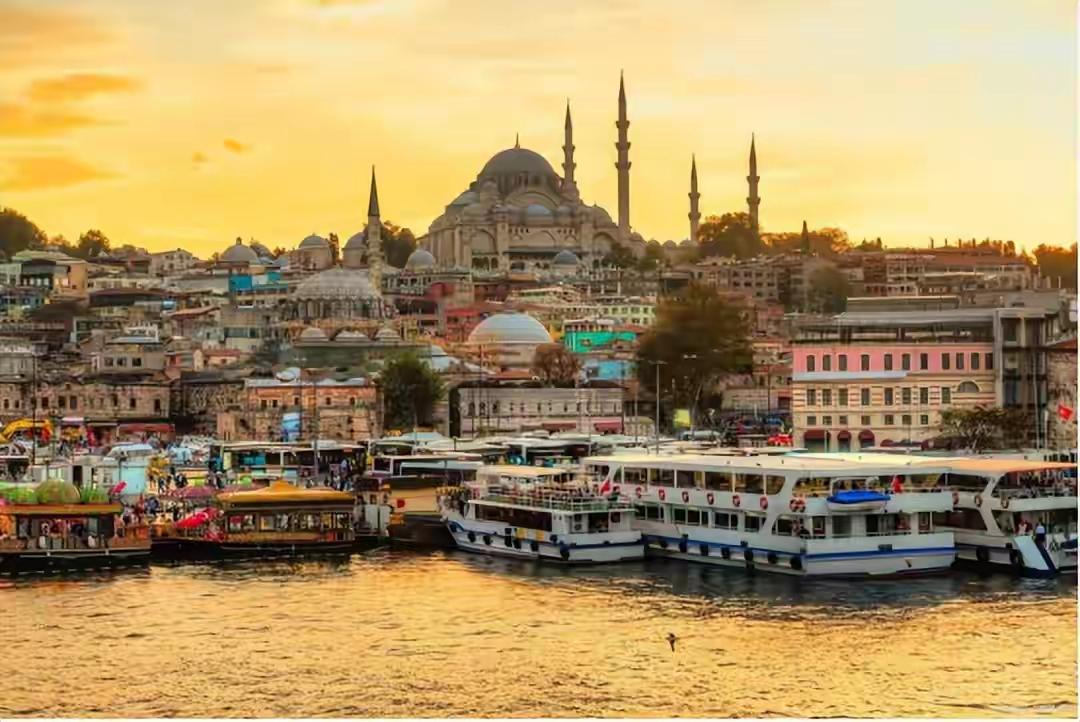 第一批免签去土耳其的中产，坑惨游客，国人已被收割到破产已经破产了，中国被下套了！