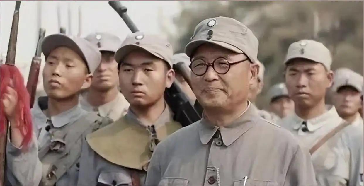 1952年，哈尔滨一所军校塞满将军的儿子，教授被气到罢课，陈赓大将没发火，只用一