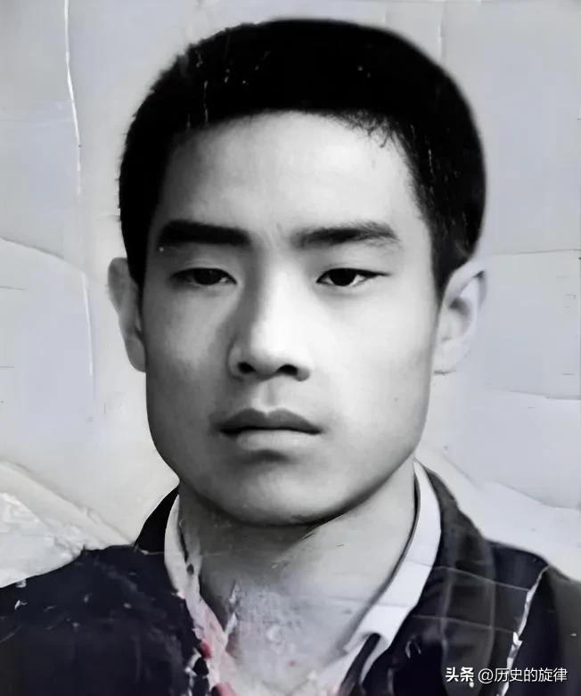 1983年一声枪响！朱德孙子被枪决，康克清一句"同罪"震住全国
 
1983年深