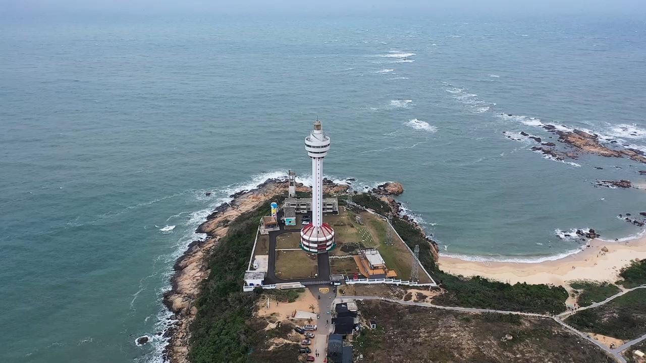 懂车之道全新一季《车旅》栏目，我们来到了海南文昌，带大家近距离感受一下海南岛的地