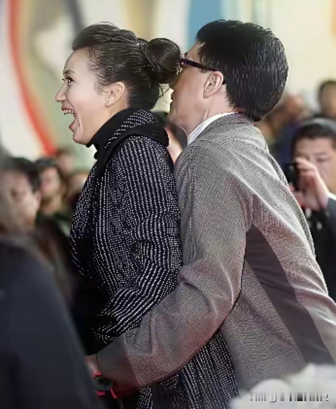 不看脸我都知道他是谁！
大哥这爱好挺好[赞]