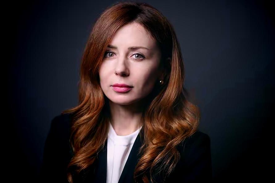 乌克兰能源部长因腐败案下台

乌克兰议会前两天开了个会，315票赞成，直接把能源