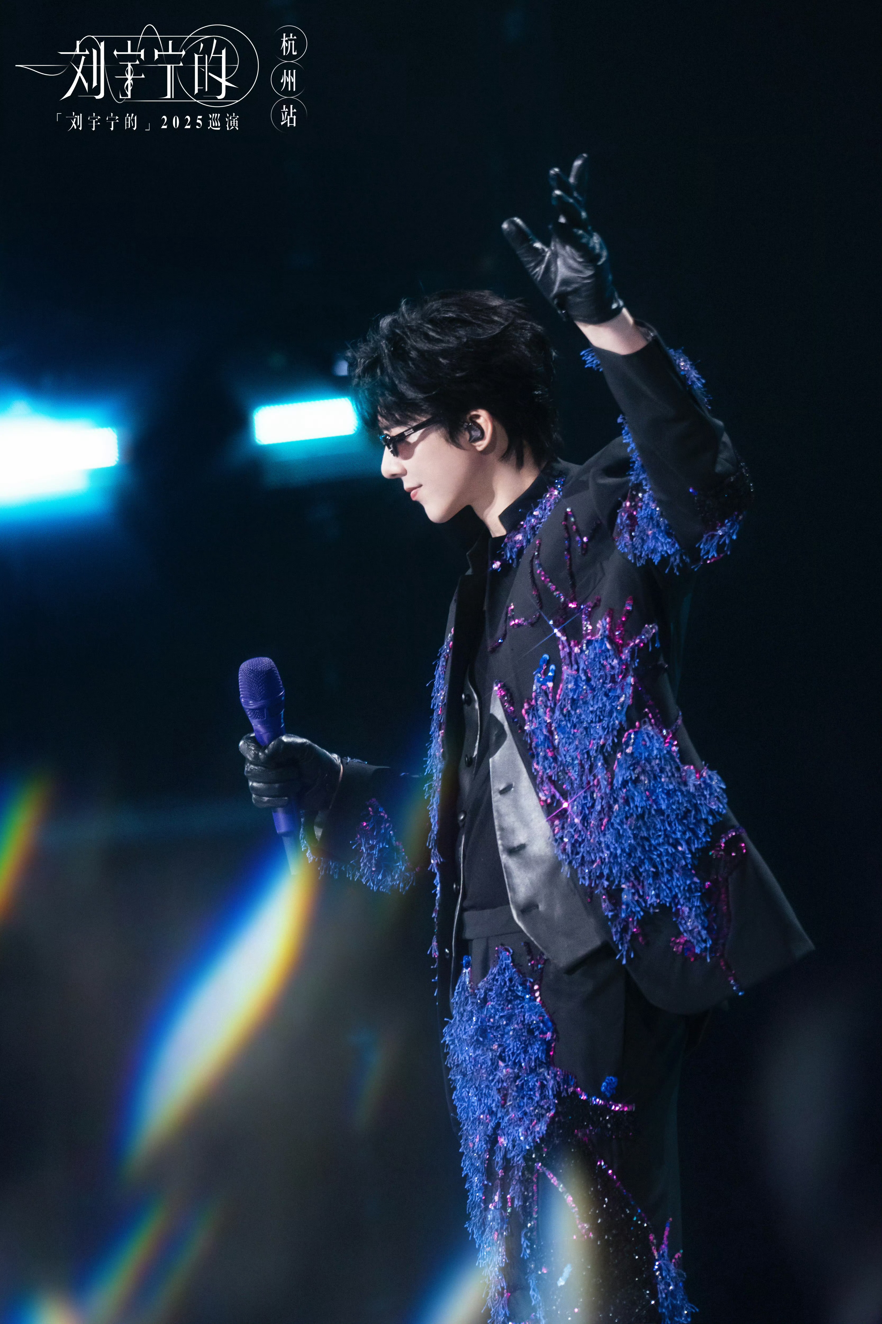 时间最公平也最无情，它会留下真正对你好的人，也会带走虚情假意的过客，顺其自然就好