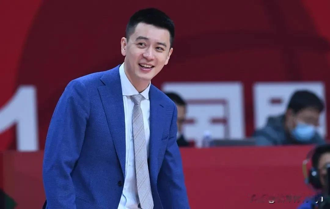 啥情况？杨鸣指导或将重返辽宁男篮教练组，本次回归杨鸣无外乎要帮助球队解决这3方面