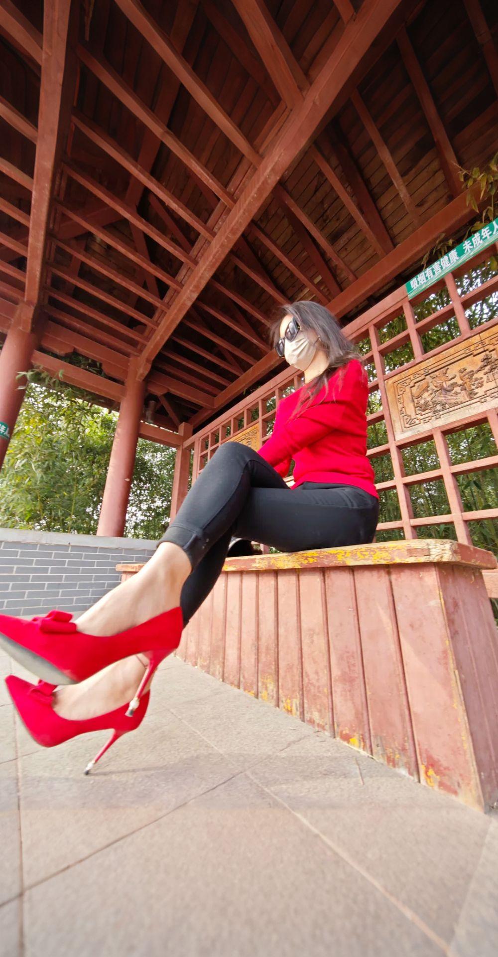 AI扩图 个性推荐 为自己的未来而奋斗