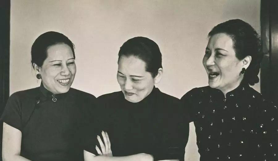 揭秘宋庆龄和宋美龄绝交始末
宋庆龄晚年时期，身体状况每况愈下。在病榻上，她时常陷