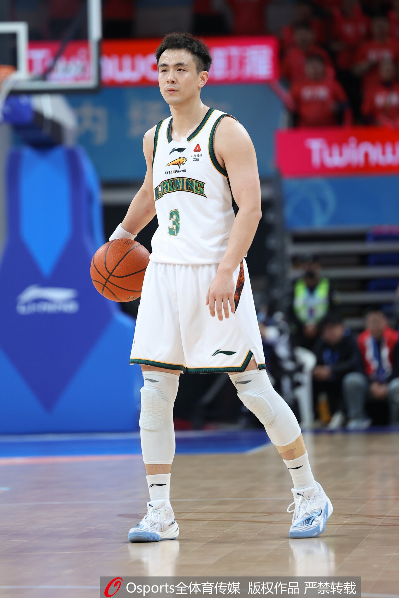 豪取6连胜！辽宁本场三分命中率53.5% 次阶段4战均超首阶段平均值