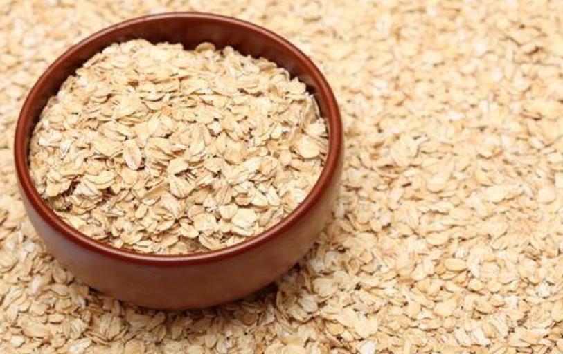 多吃粗粮能养生控糖，过量食用粗粮，反而会给肠胃带来不必要的负担吗？

现在，越来