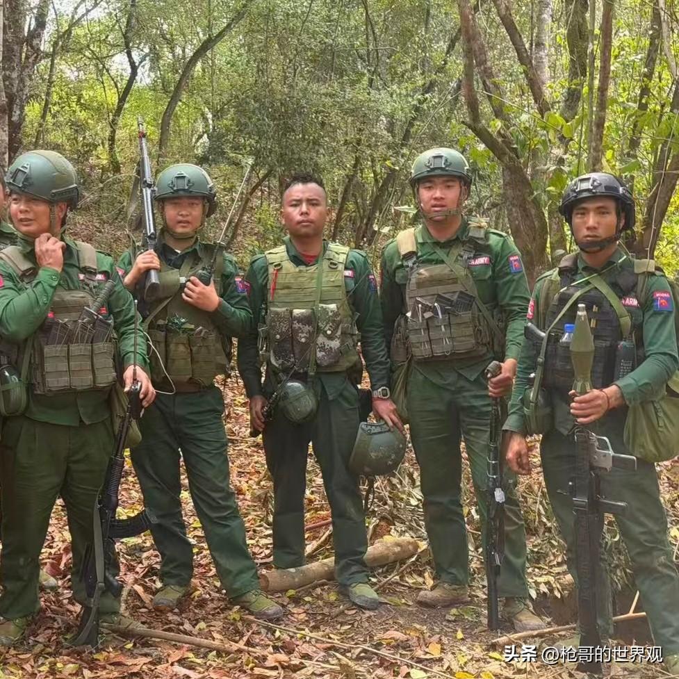 将在外   军令有所不受   
同盟军要求克钦军撤出联邦公路的三处检查站
   