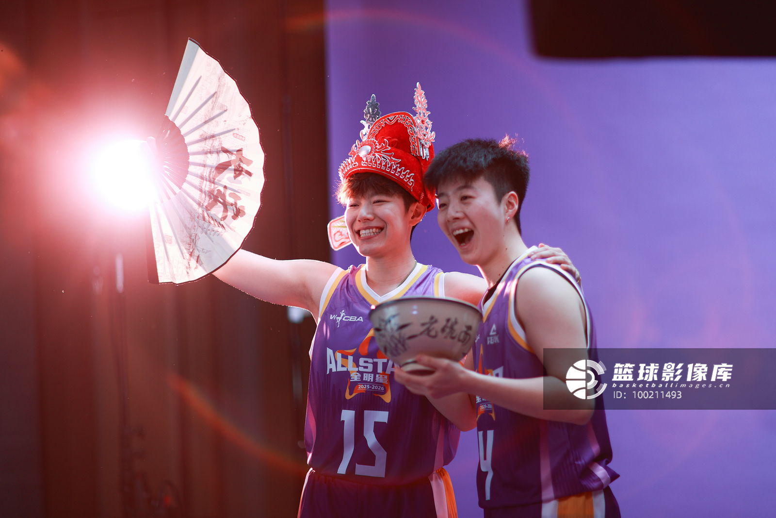 WCBA全明星周末wcba全明星 WCBA全明星定妆照拍摄，氛围感拉满！ 