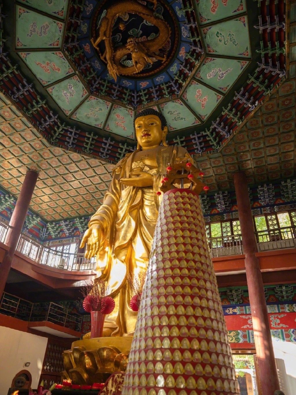 转发点赞后，佛光所及，一切秽气、疾病和障碍快速消除！ ​​​