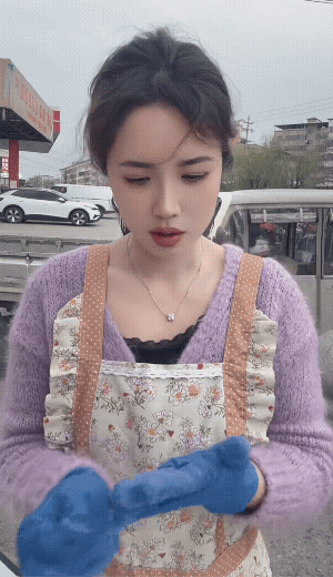 仔细琢磨琢磨，似乎还有点道理。
不过，正人君子还是有的。至少你的男人，他就是个正